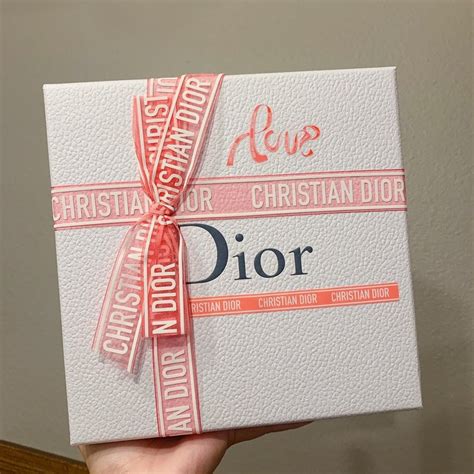 dior pink box